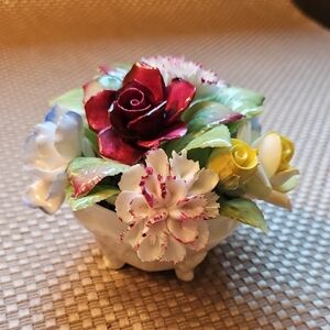 Royal Doulton Bone China Flower Basket Made In England Vintage Excellent